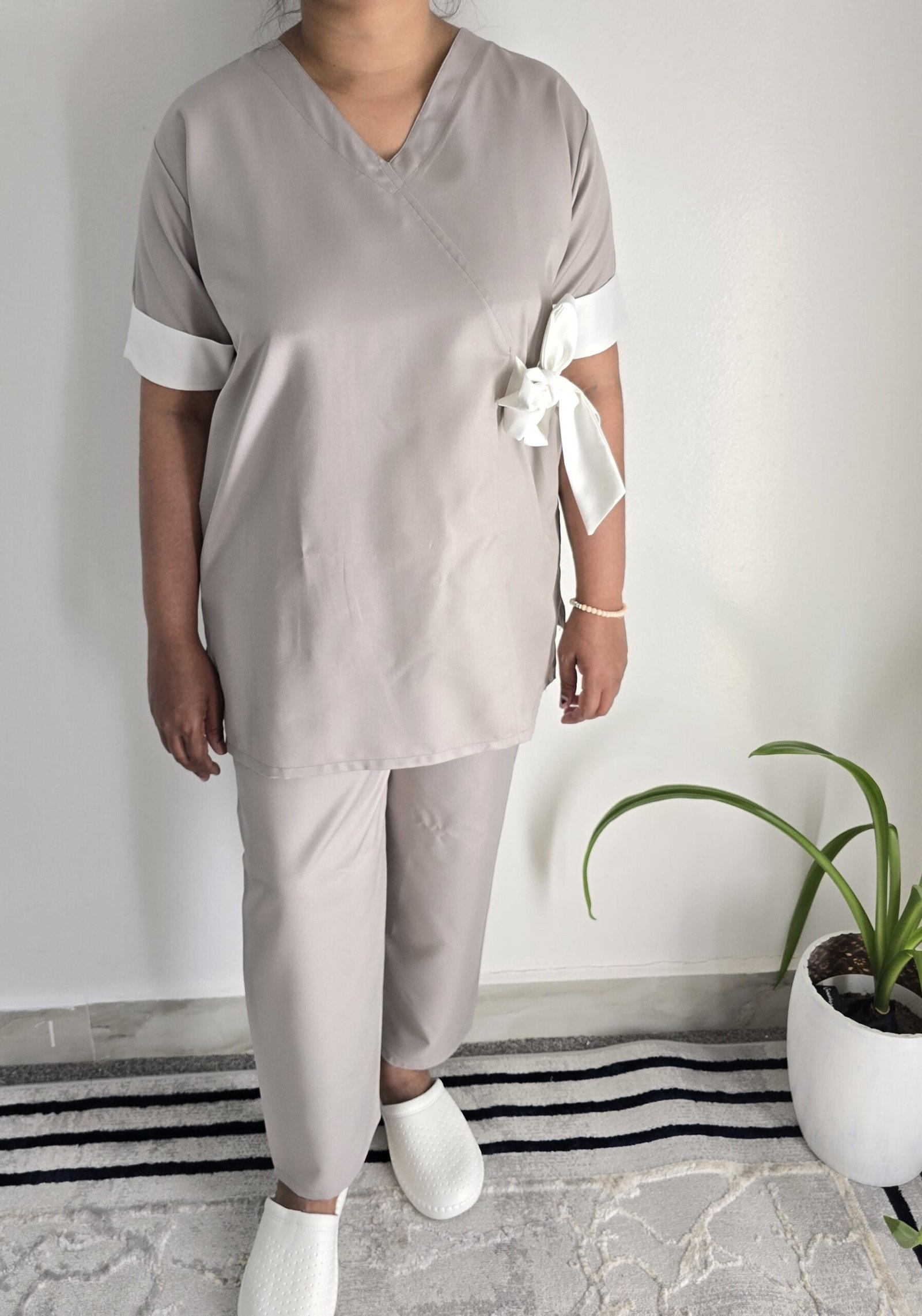 clothes for maids - Image 2