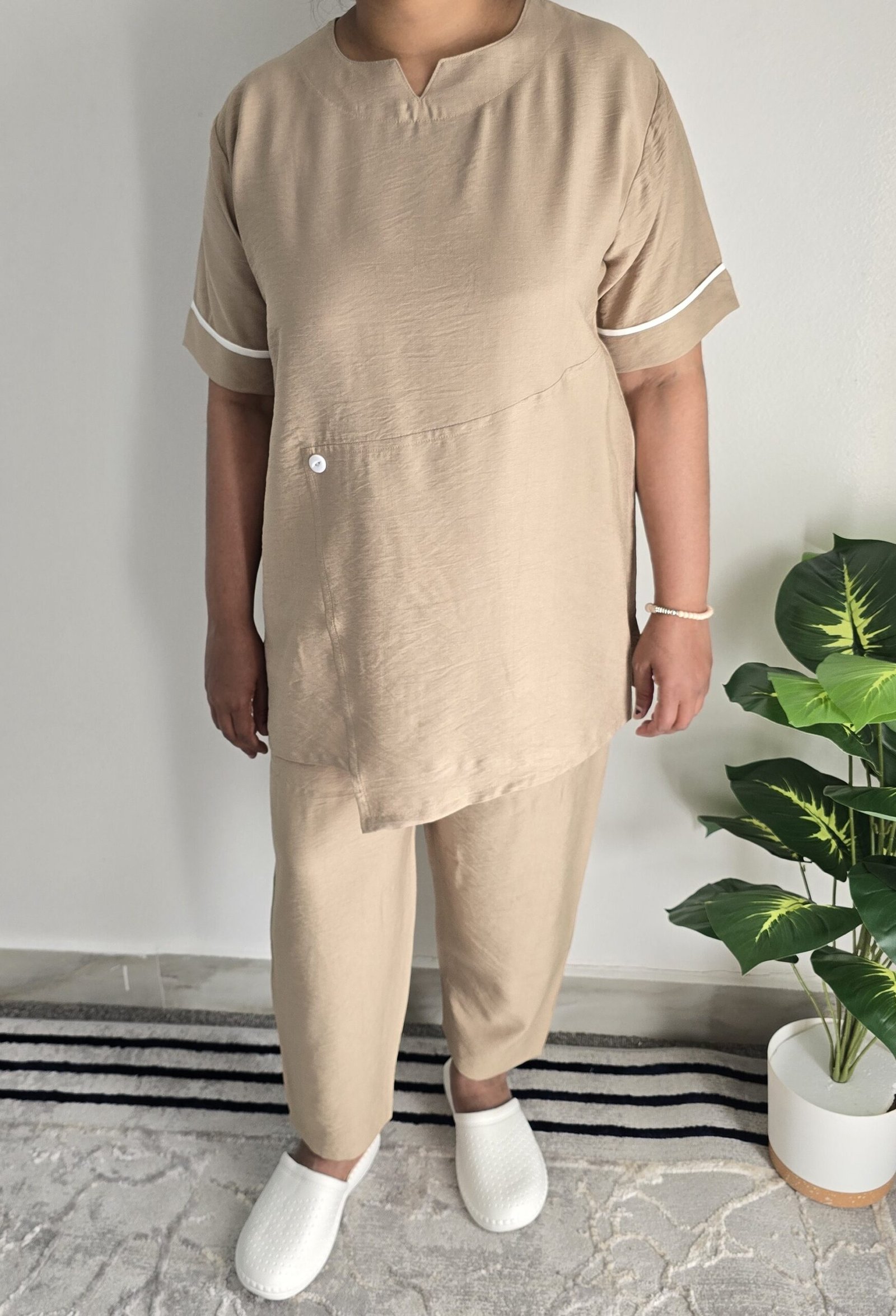 clothes for maids - Image 2