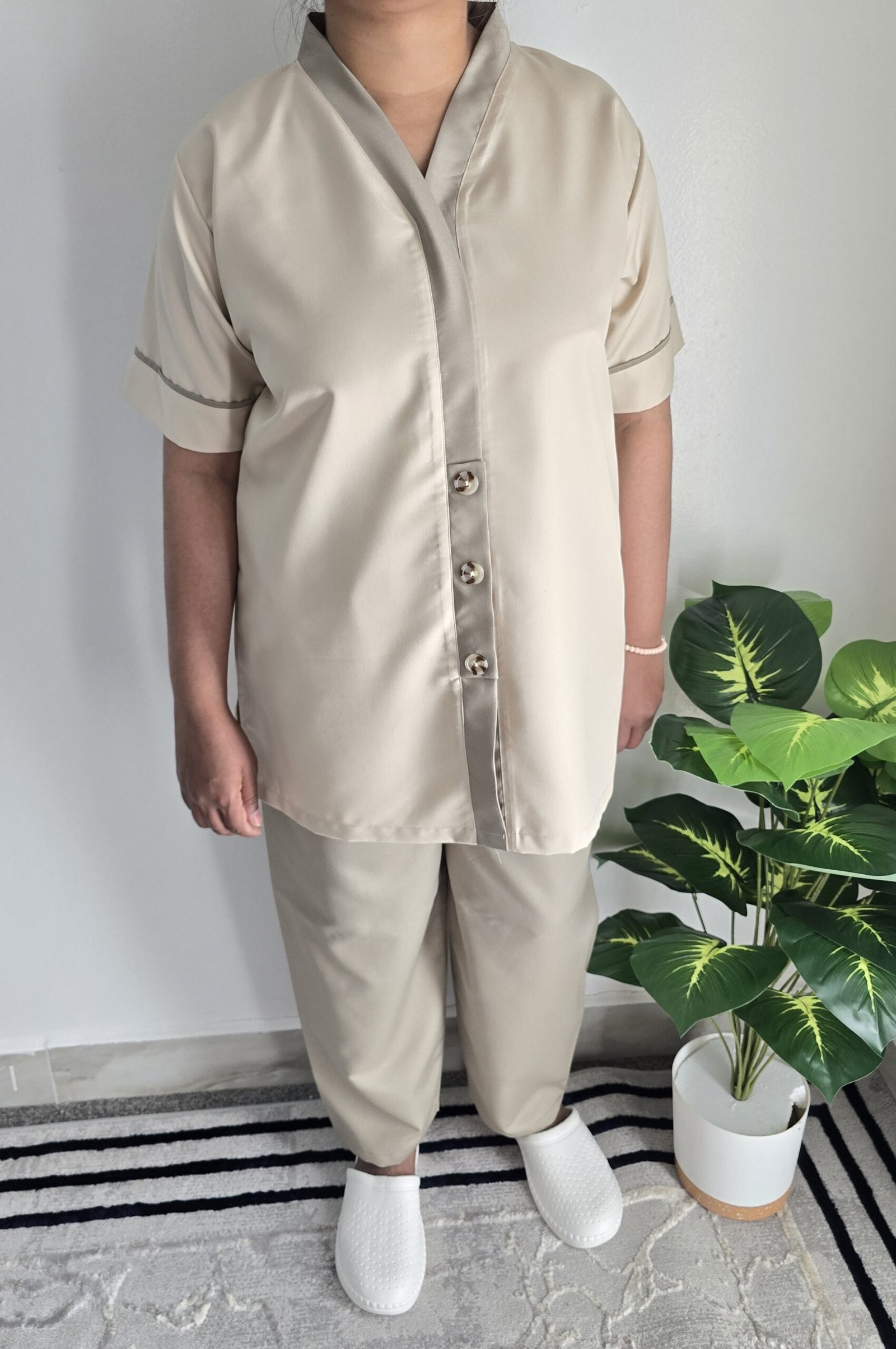 clothes for maids - Image 2