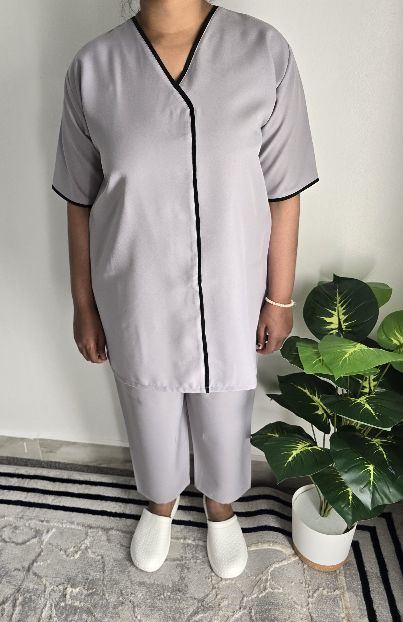 clothes for maids - Image 3