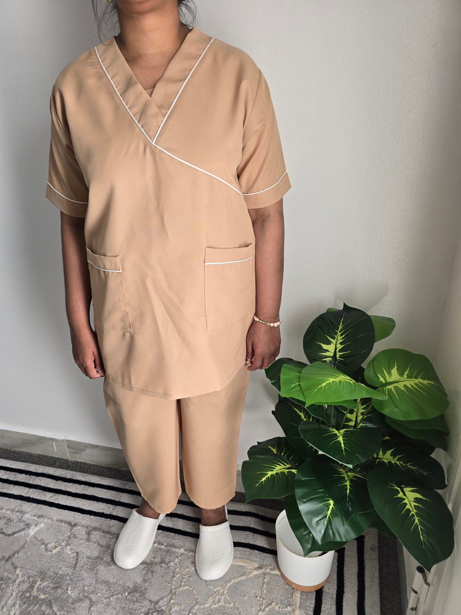 clothes for maids - Image 8