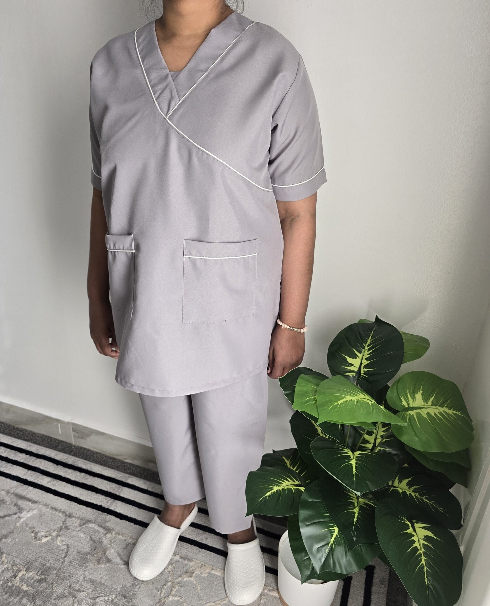 clothes for maids - Image 3