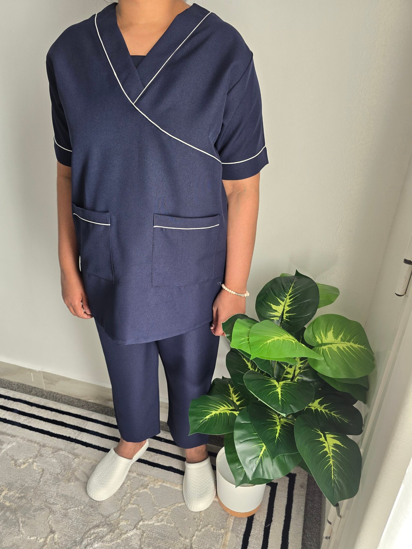 clothes for maids - Image 4