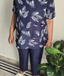 Alternative view of clothes for maids