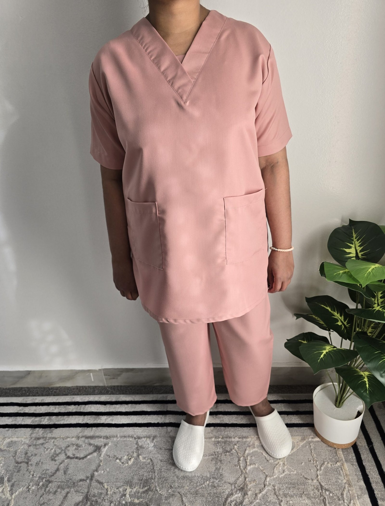 clothes for maids - Image 3