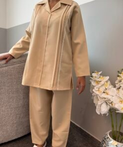 Alternative view of clothes for maids